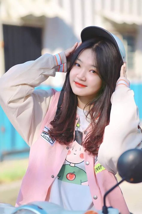 擦边美女图片壁纸高清
